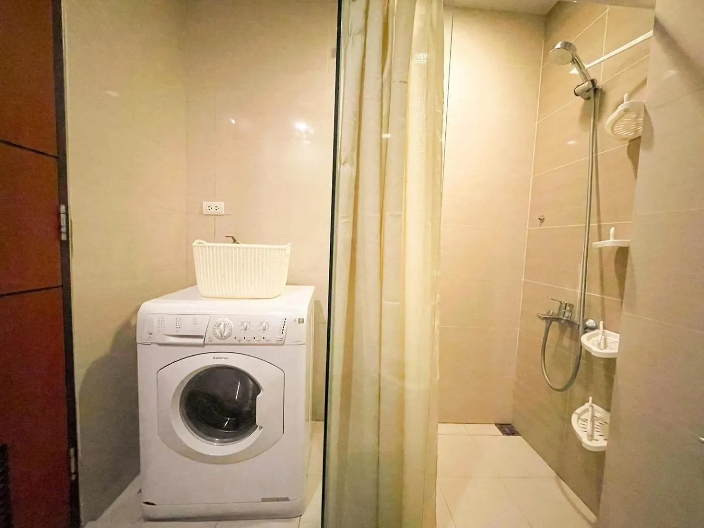 Holiday home Top Bgc Condo Across Grand Hyatt Hotel #Oursw12K Manila Philippines