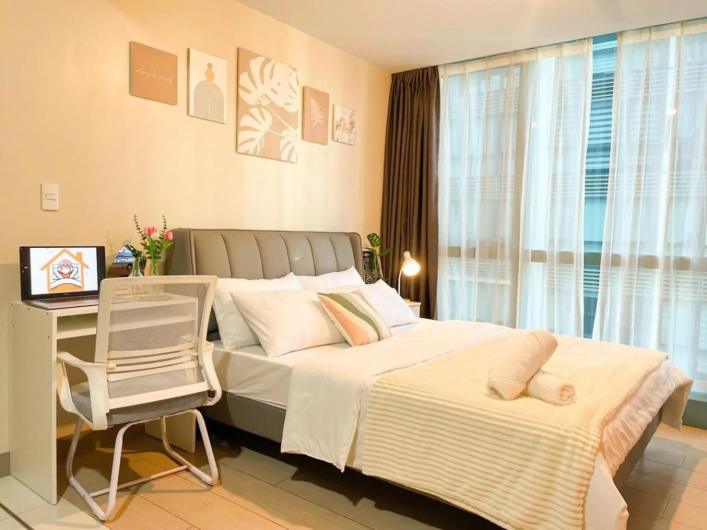 Top Bgc Condo Across Grand Hyatt Hotel #Oursw12K Manila